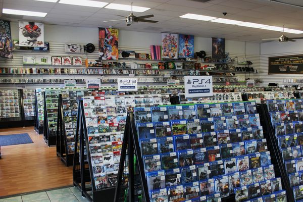 Cali-Games-Instore-1